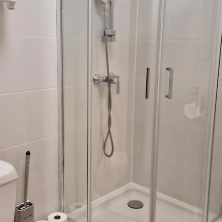 Travel House Lejlighed *